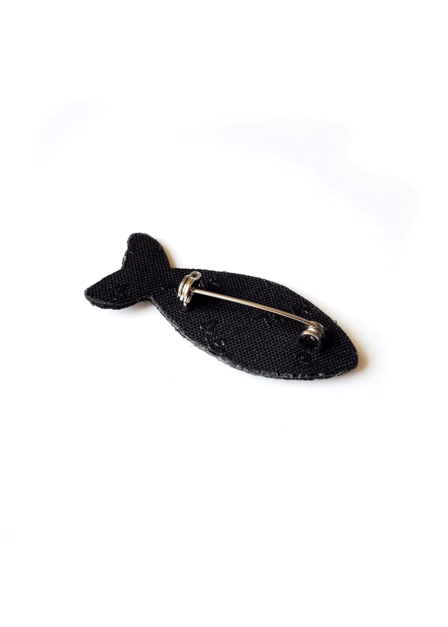 Fishbone embroidered brooch - SAINT JAMES x Macon & Lesquoy (ARGENT)