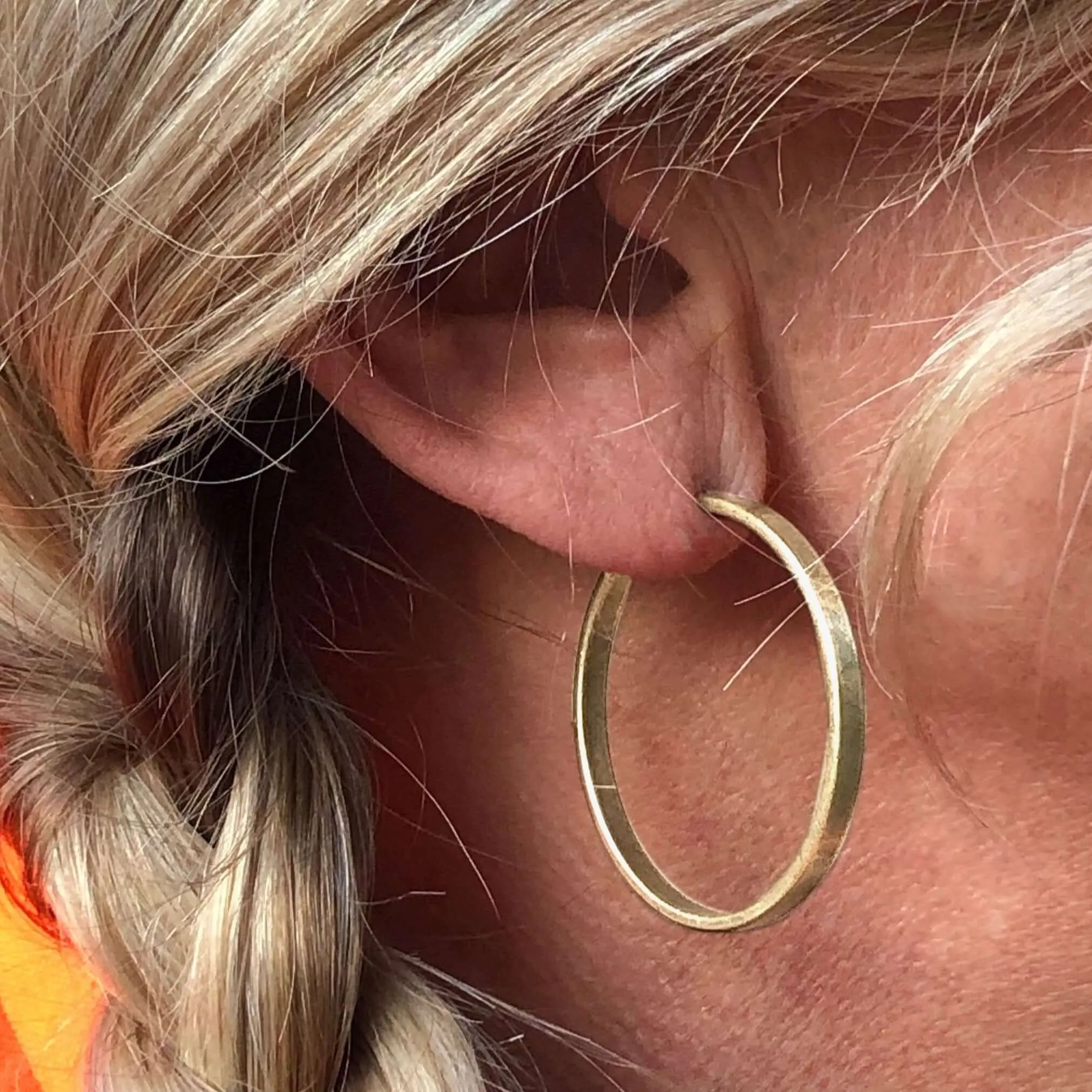 Simple Medium Hoop Earrings