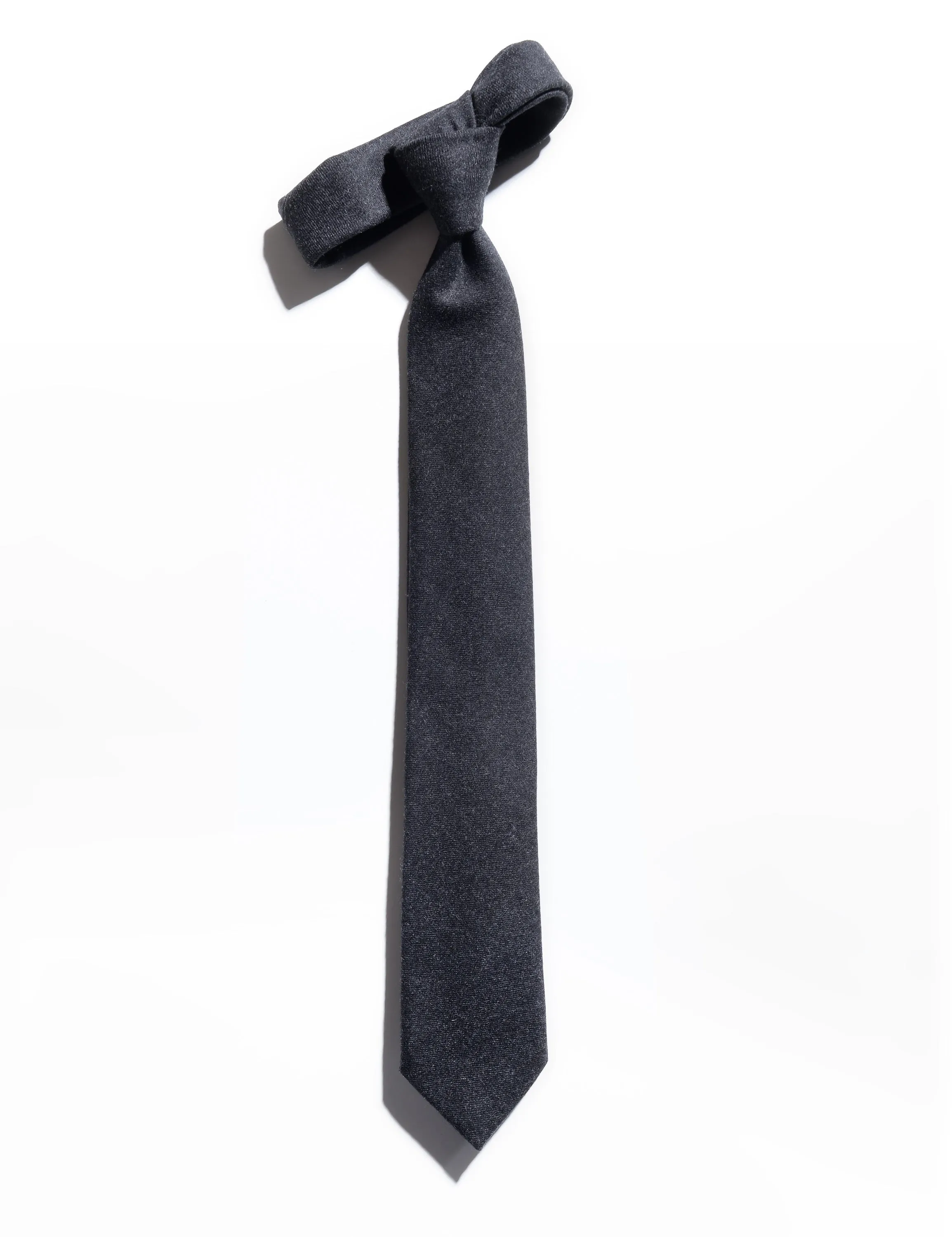 Super 130s Wool Flannel Tie - Charcoal