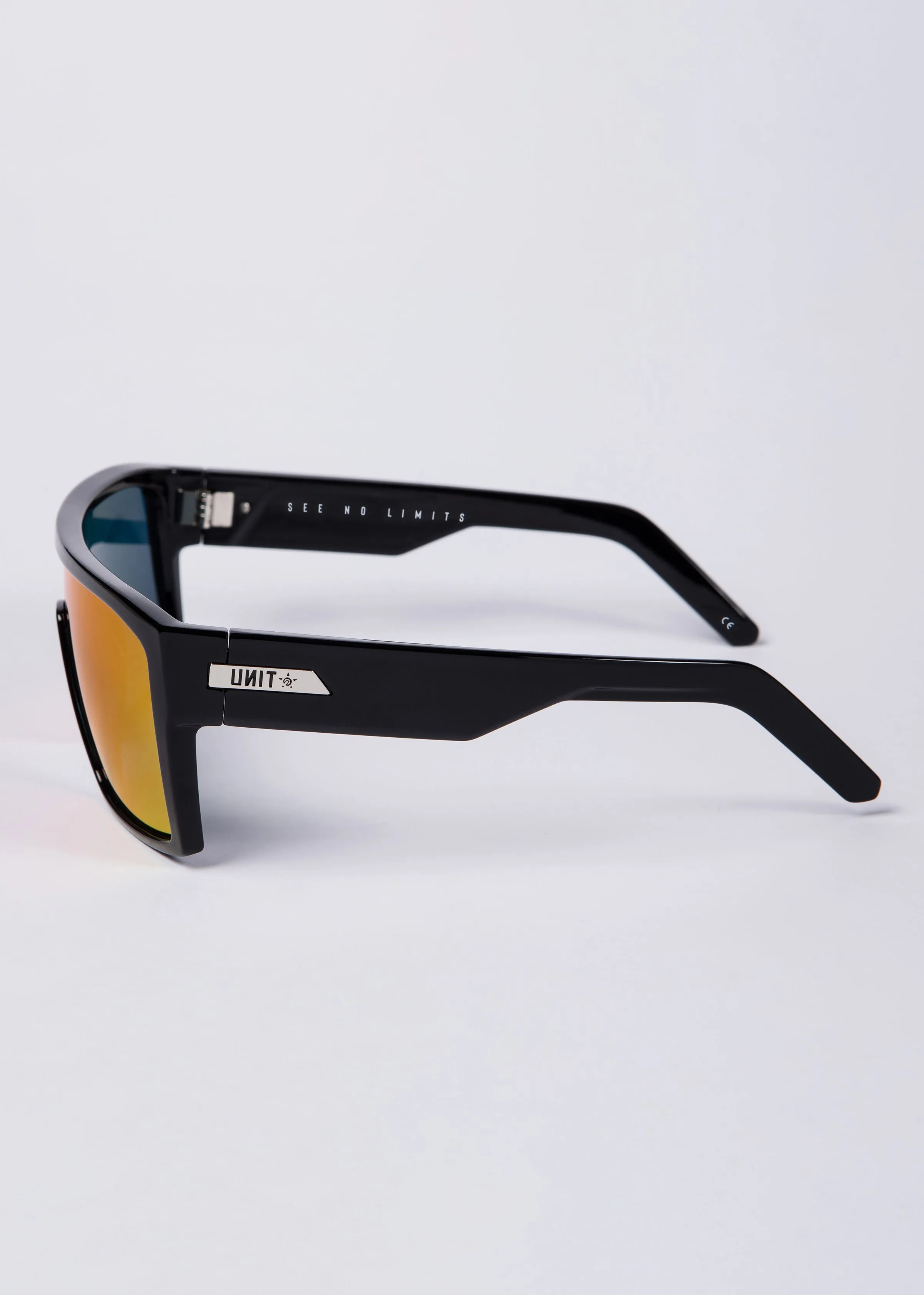 UNIT Sunglasses Command - Black Purple Polarised